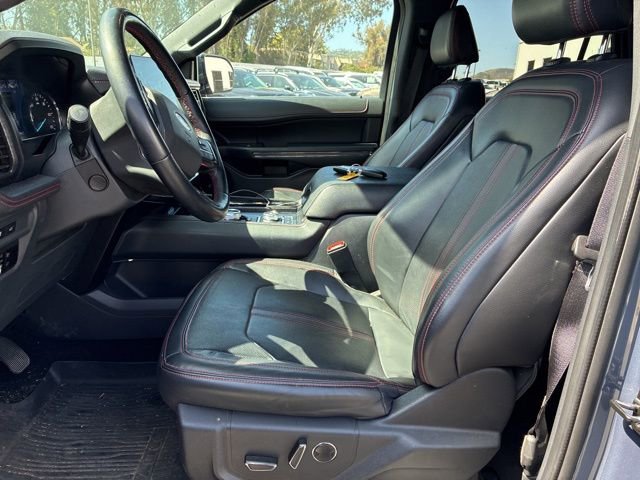 Used 2023 Ford Expedition Limited AWD/4WD image 6