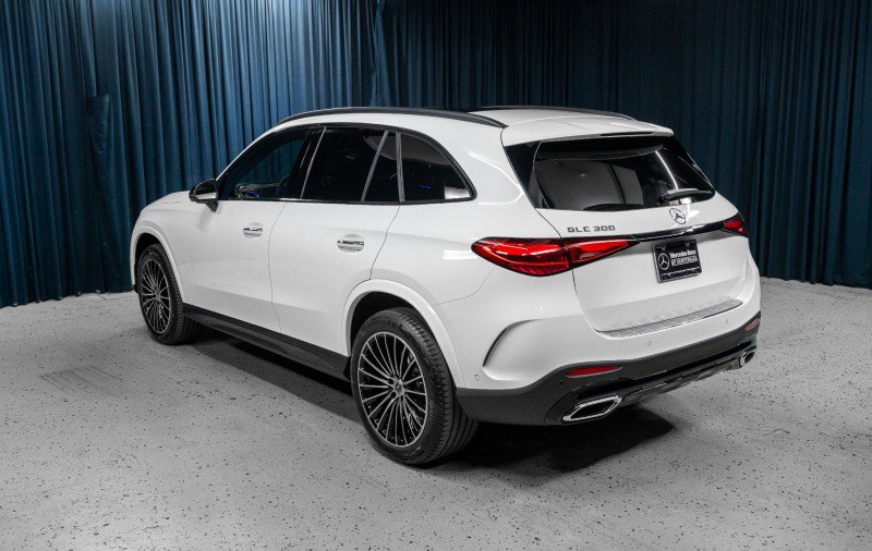 New 2026 Mercedes-Benz GLC 300 image 9