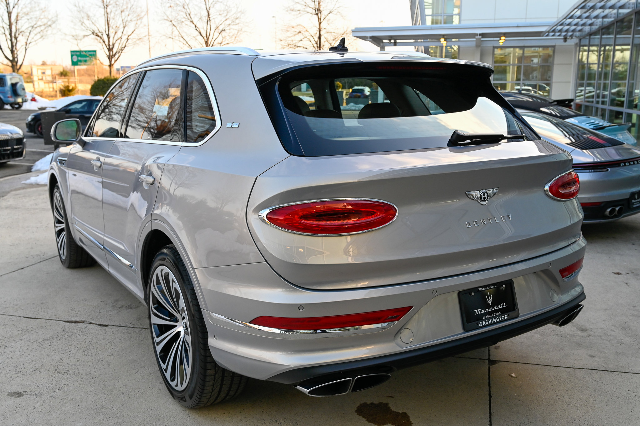 Used 2022 Bentley Bentayga image 7