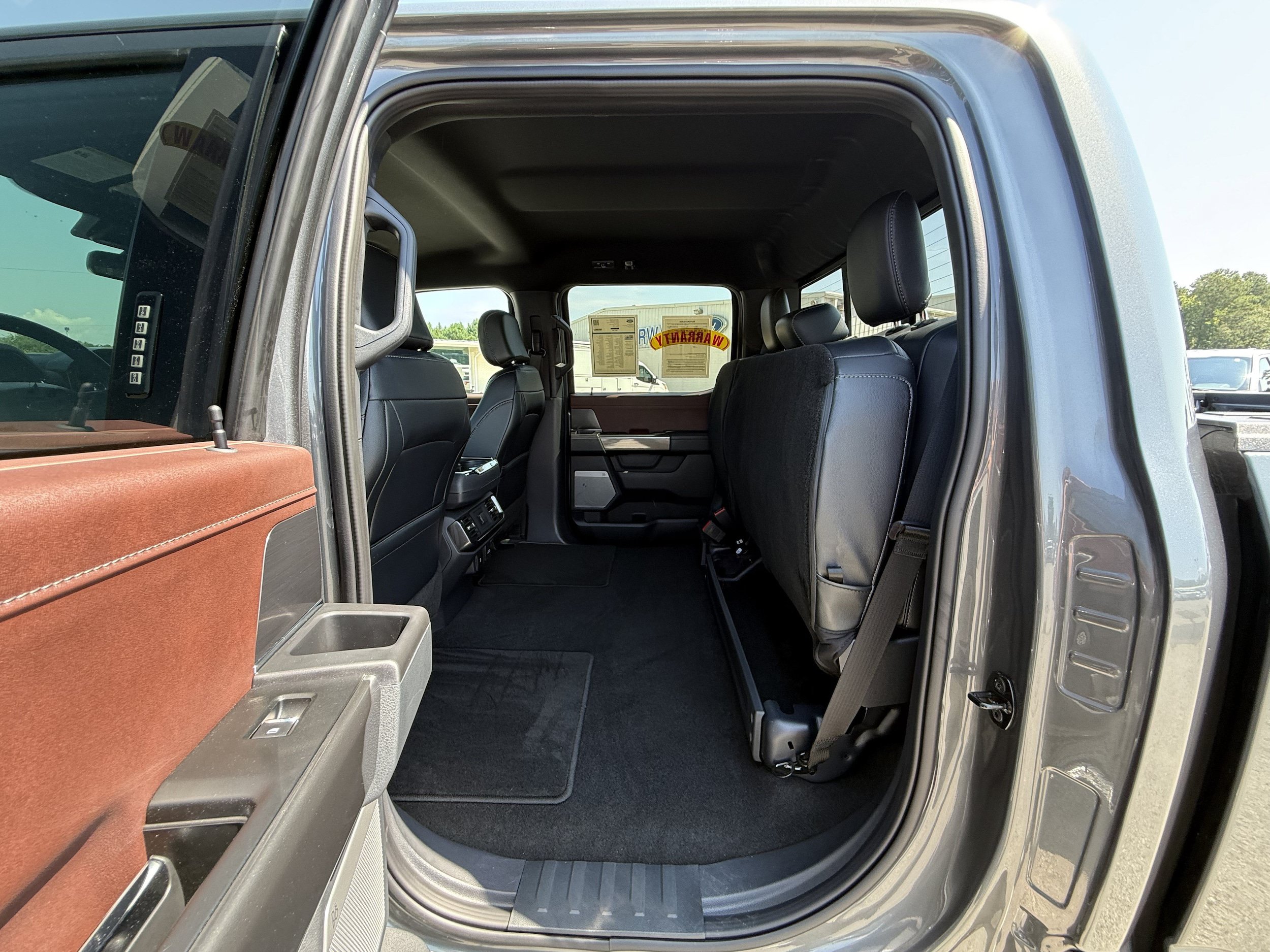 Used 2023 Ford F150 Lariat AWD/4WD image 31