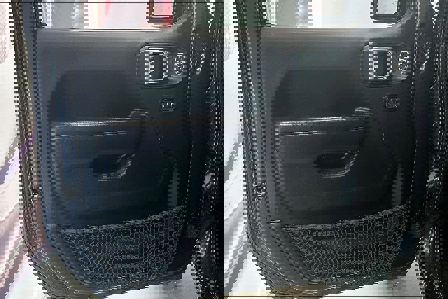 Used 2018 Jeep Wrangler Unlimited Sport S image 23