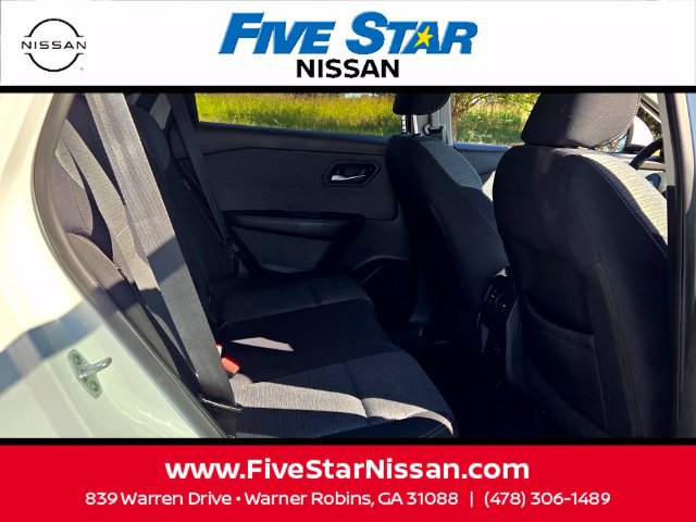 Used 2021 Nissan Rogue SV FWD image 15