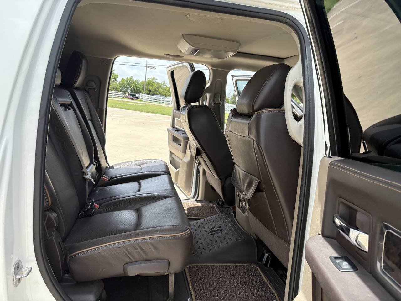 Used 2012 RAM 2500 Longhorn w/ Protection Group AWD/4WD image 10