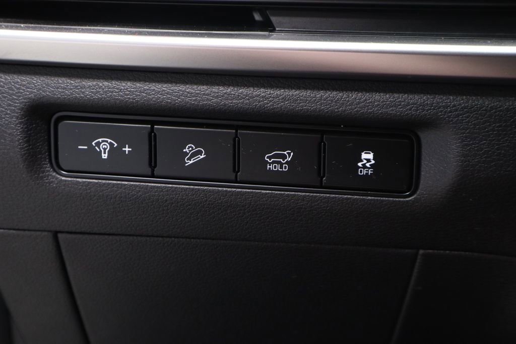 Used 2025 Kia Telluride S FWD image 25