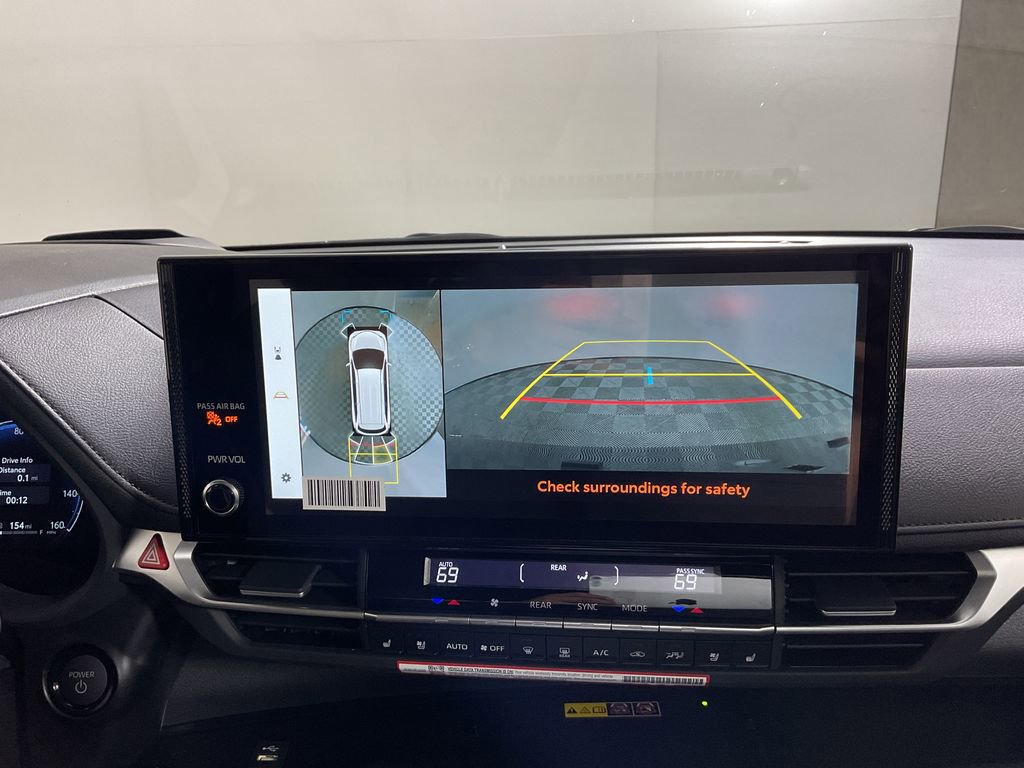 New 2026 Toyota Sienna Platinum image 23