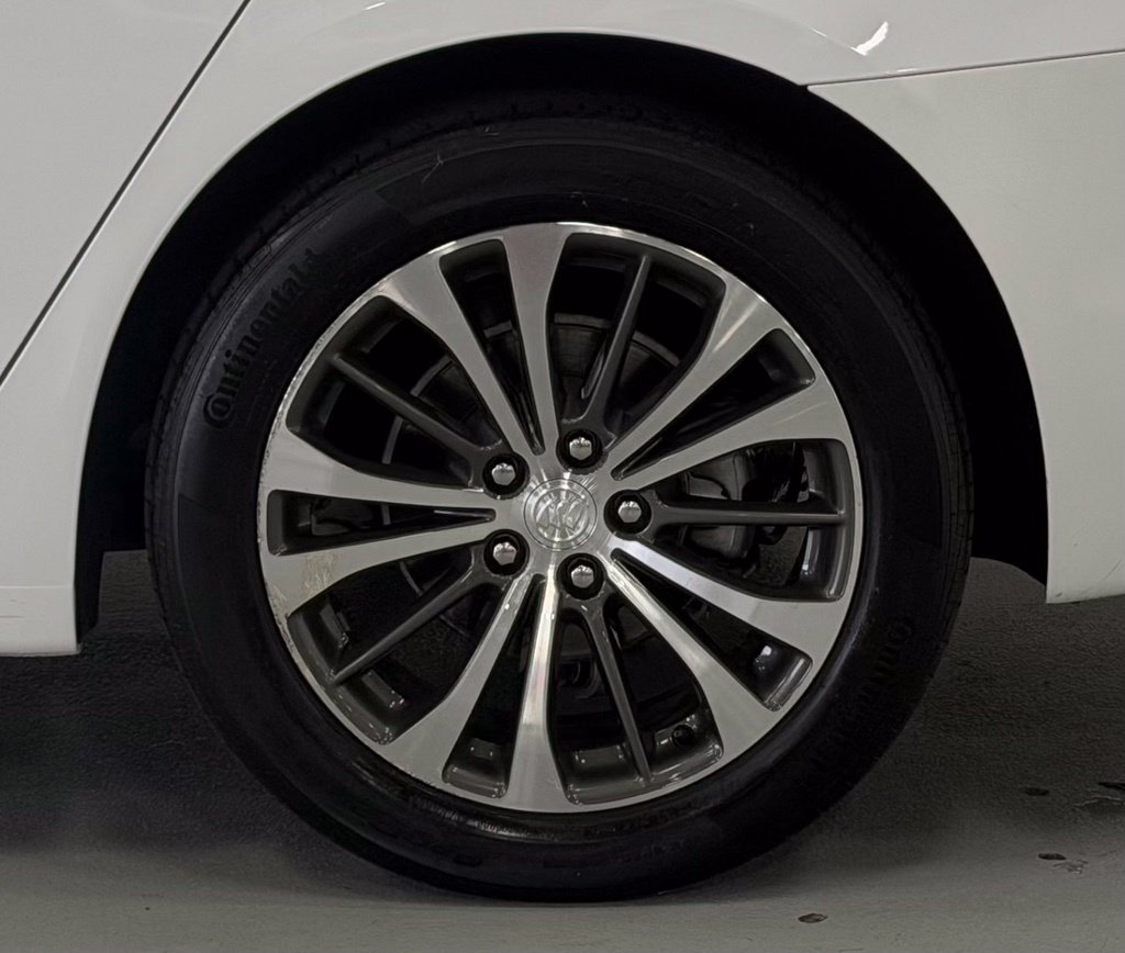 Used 2017 Buick LaCrosse Essence w/ Sun and Shade Package FWD image 8