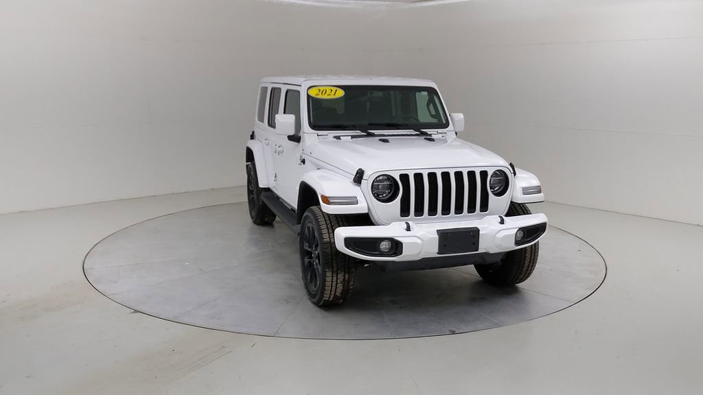 Used 2021 Jeep Wrangler Unlimited Sahara image 9