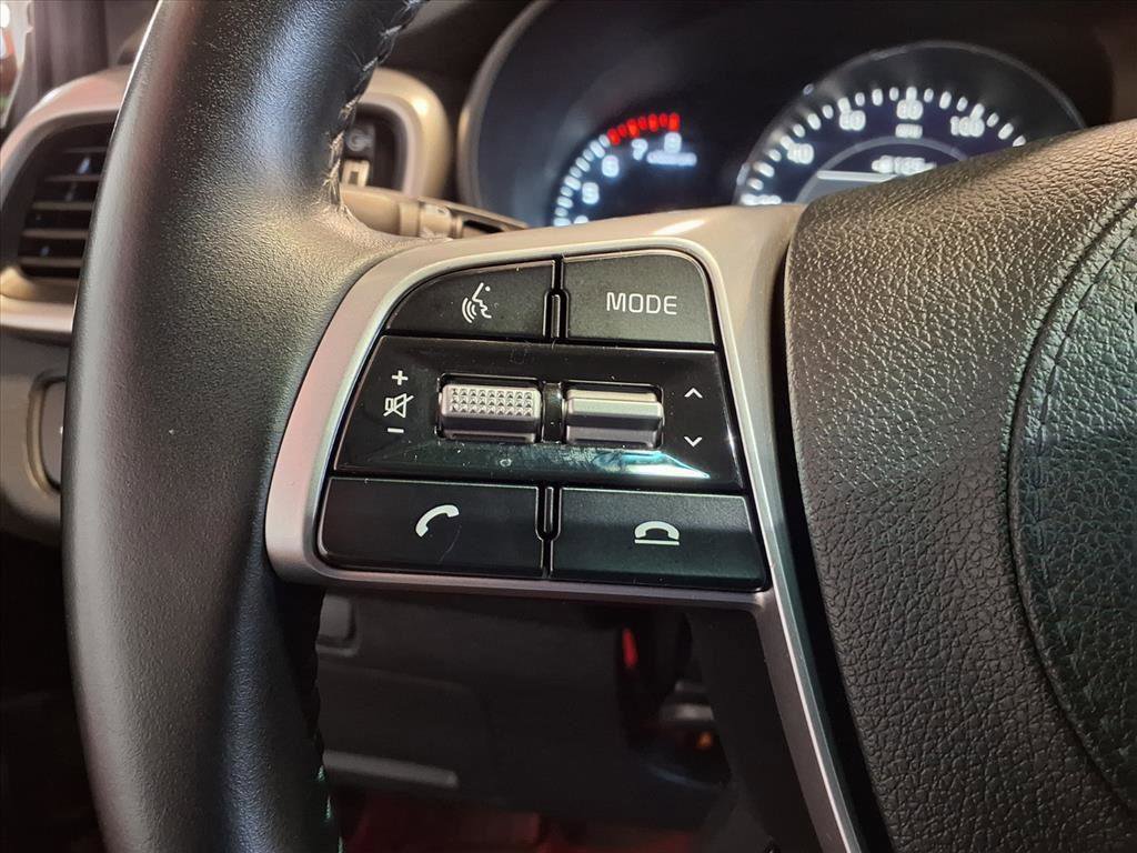 Used 2020 Kia Sorento EX image 30