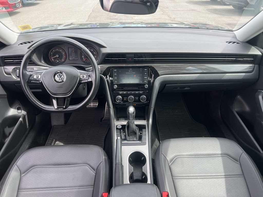 Used 2020 Volkswagen Passat 2.0T R-Line FWD image 19