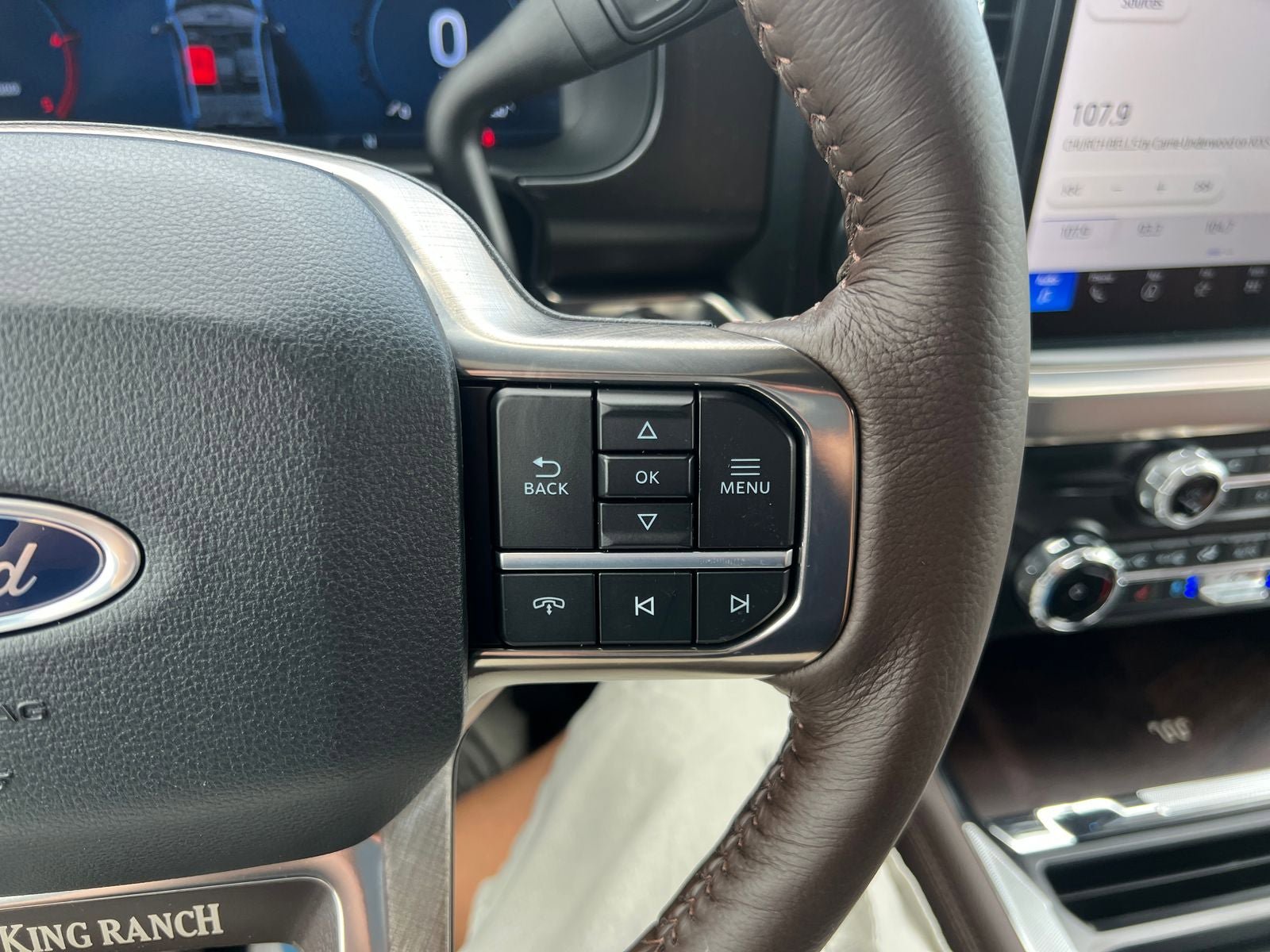 New 2026 Ford F250 4x4 Crew Cab Super Duty image 36