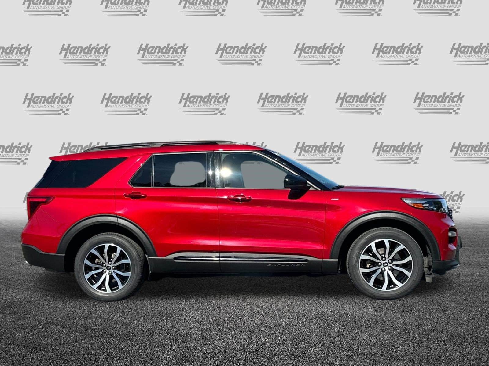 Used 2022 Ford Explorer ST-Line w/ Class IV Trailer Tow Package AWD/4WD image 3