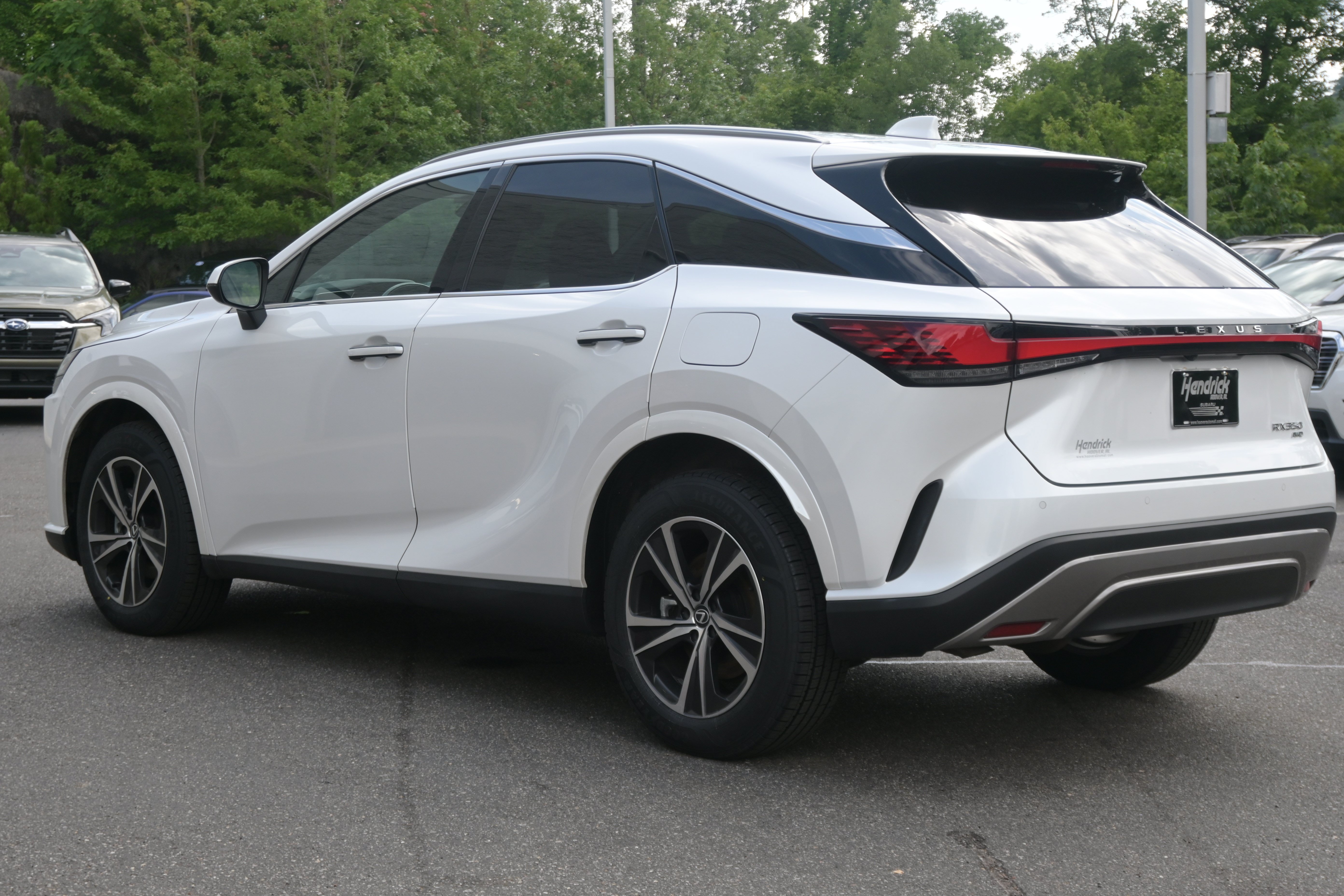 Used 2023 Lexus RX 350 Premium w/ Accessory Package AWD/4WD image 3