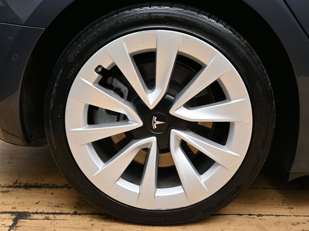 Used 2022 Tesla Model 3 Long Range image 12