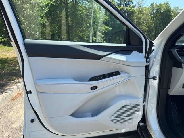 New 2026 Jeep Cherokee Limited AWD/4WD image 30