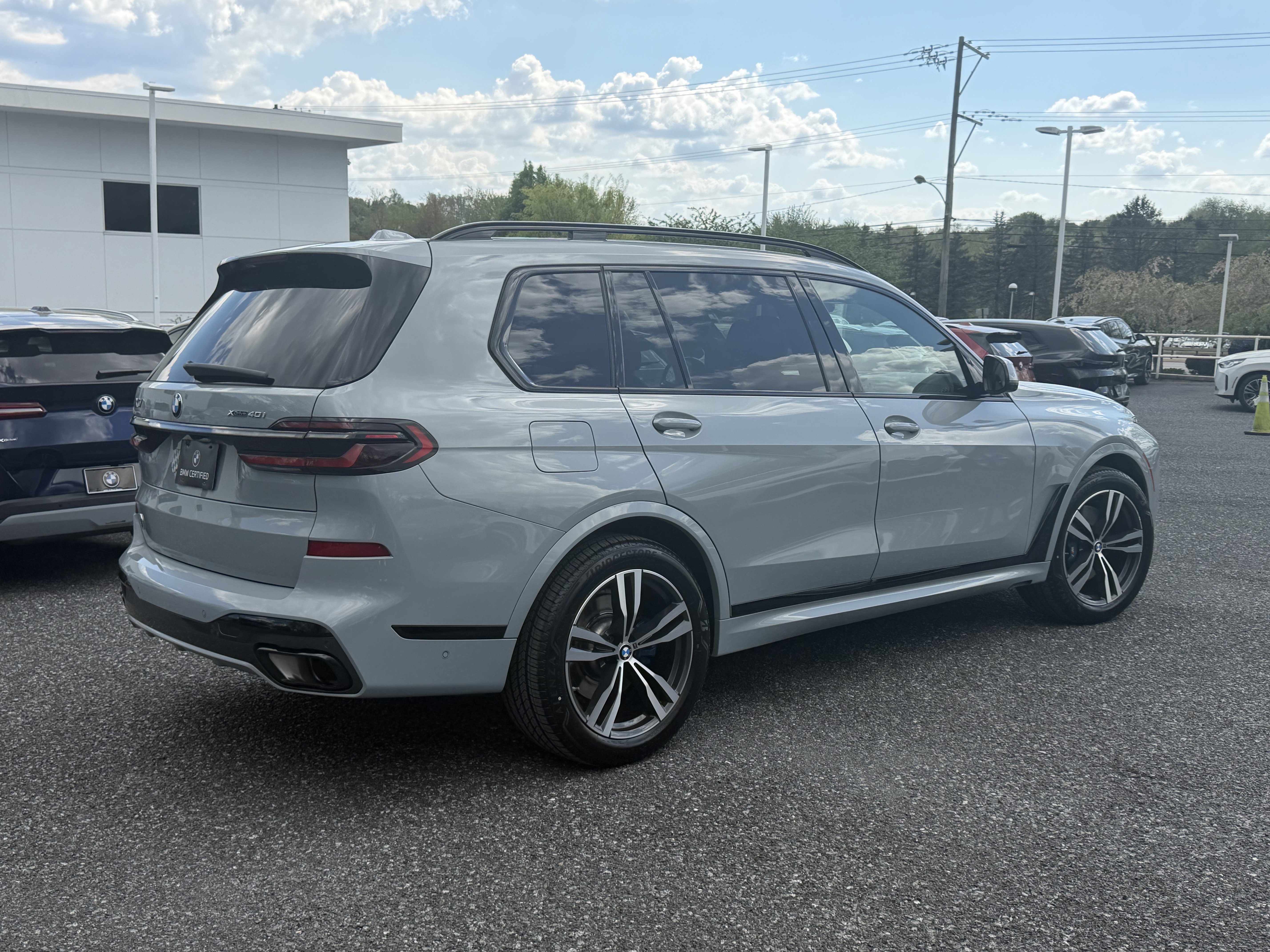 Certified 2024 BMW X7 xDrive40i w/ Executive Package image 7