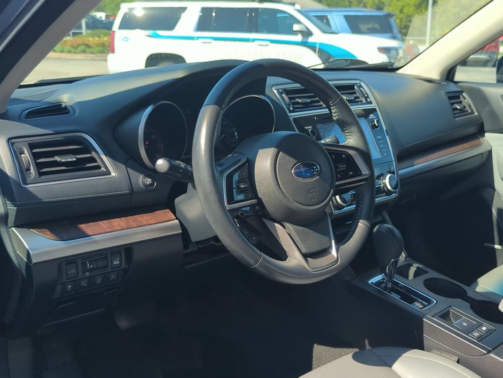Used 2018 Subaru Outback 2.5i Limited AWD/4WD image 11