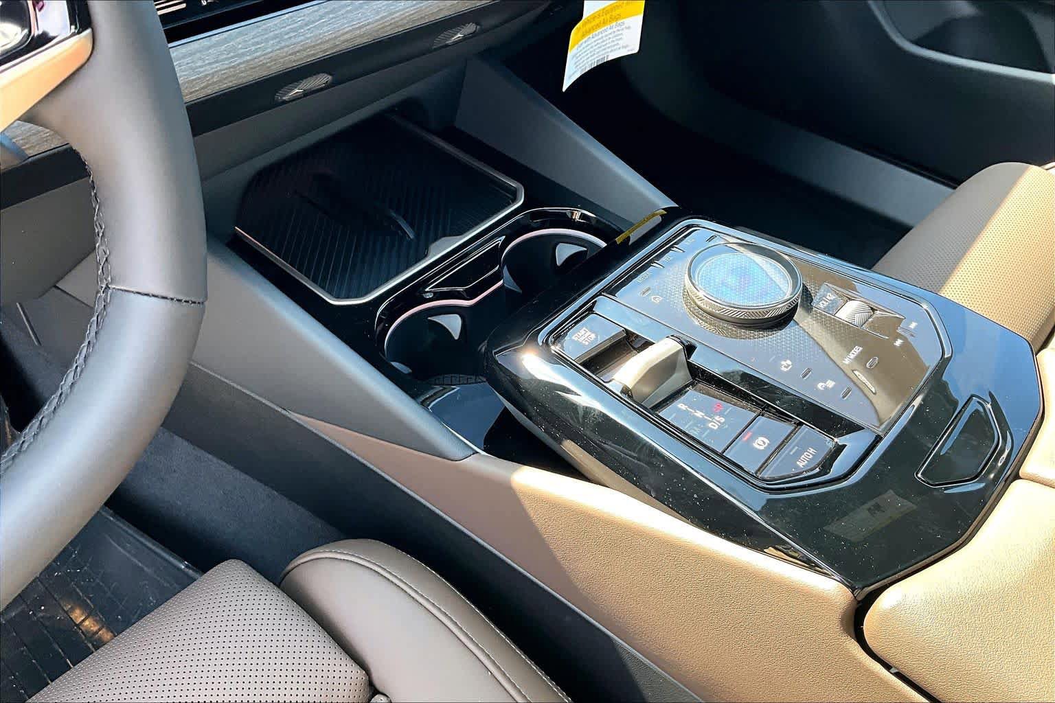 New 2026 BMW 530i w/ Premium Package RWD image 8