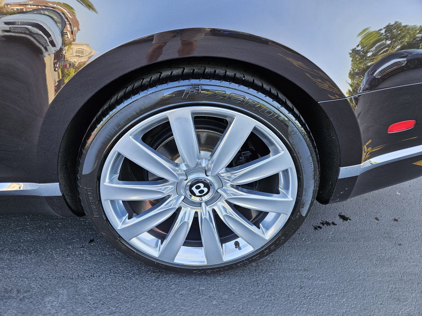 Used 2016 Bentley Continental GT image 38