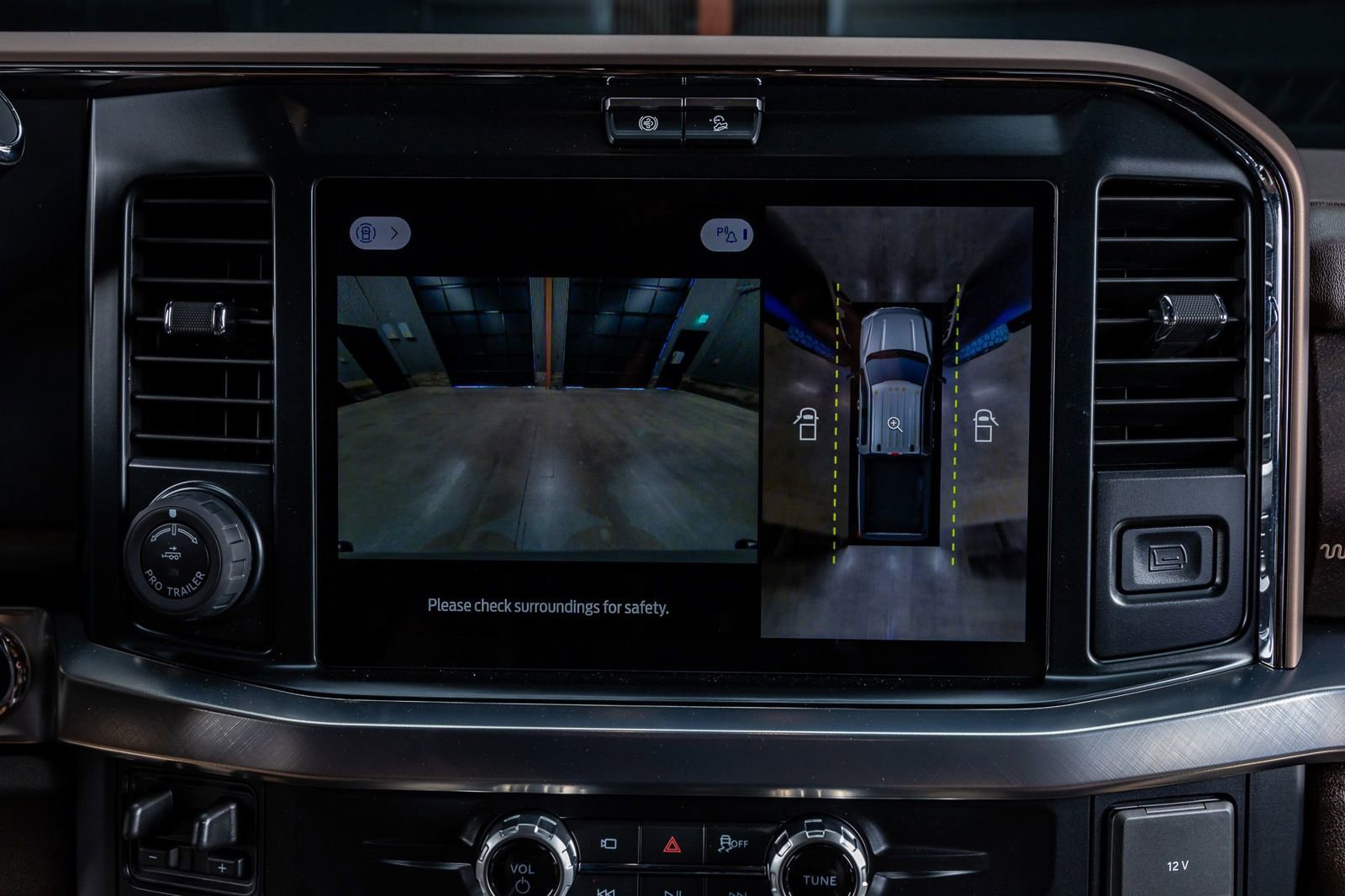 Used 2026 Ford F350 King Ranch w/ FX4 Off-Road Package image 26