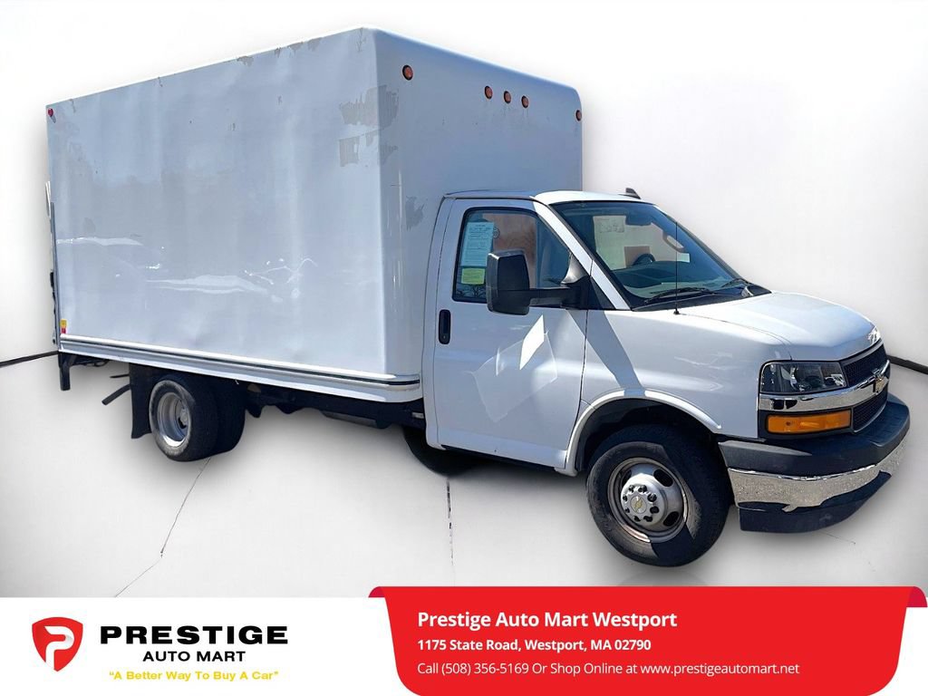 Used 2023 Chevrolet Express 3500 w/ Power Convenience Package RWD image 1