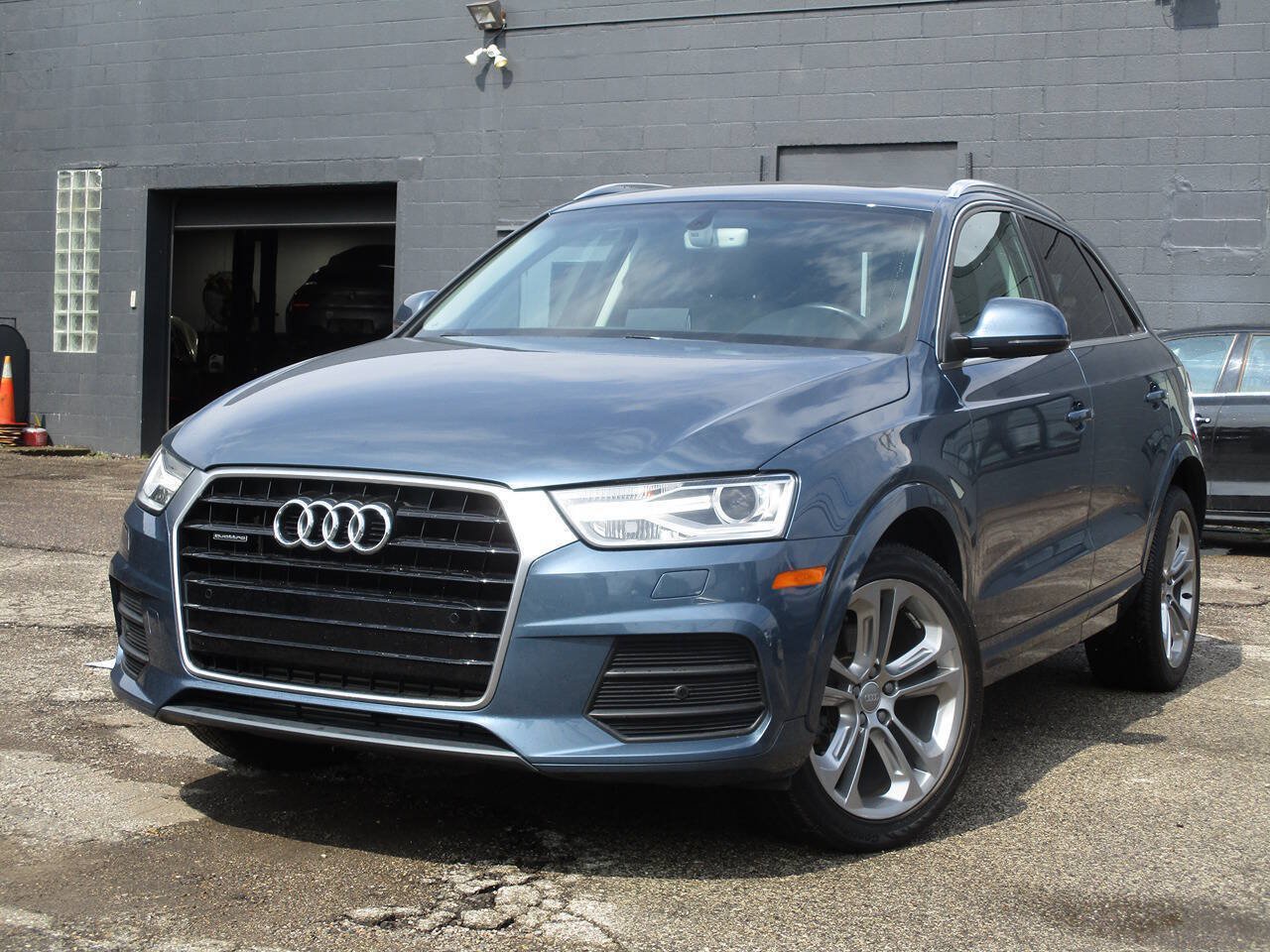 Used 2016 Audi Q3 2.0T Premium Plus w/ Technology Package AWD/4WD image 73