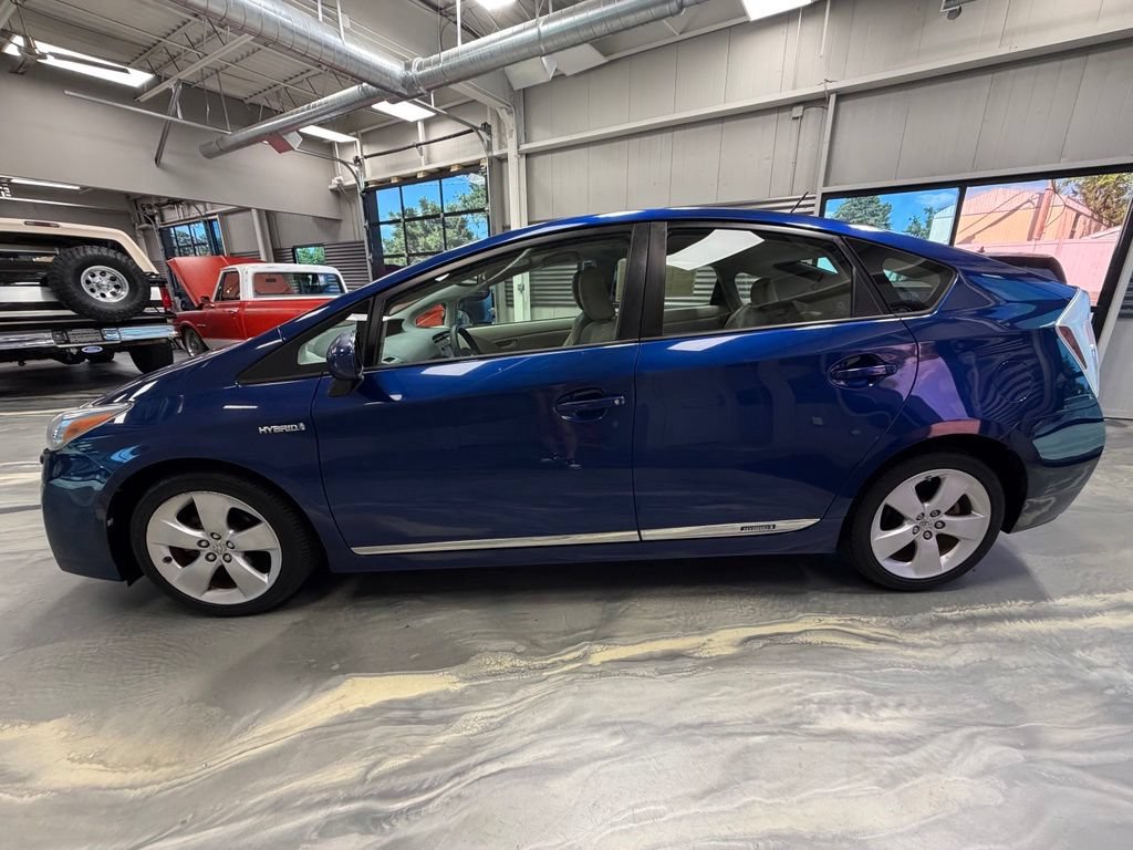 Used 2010 Toyota Prius Five FWD image 33