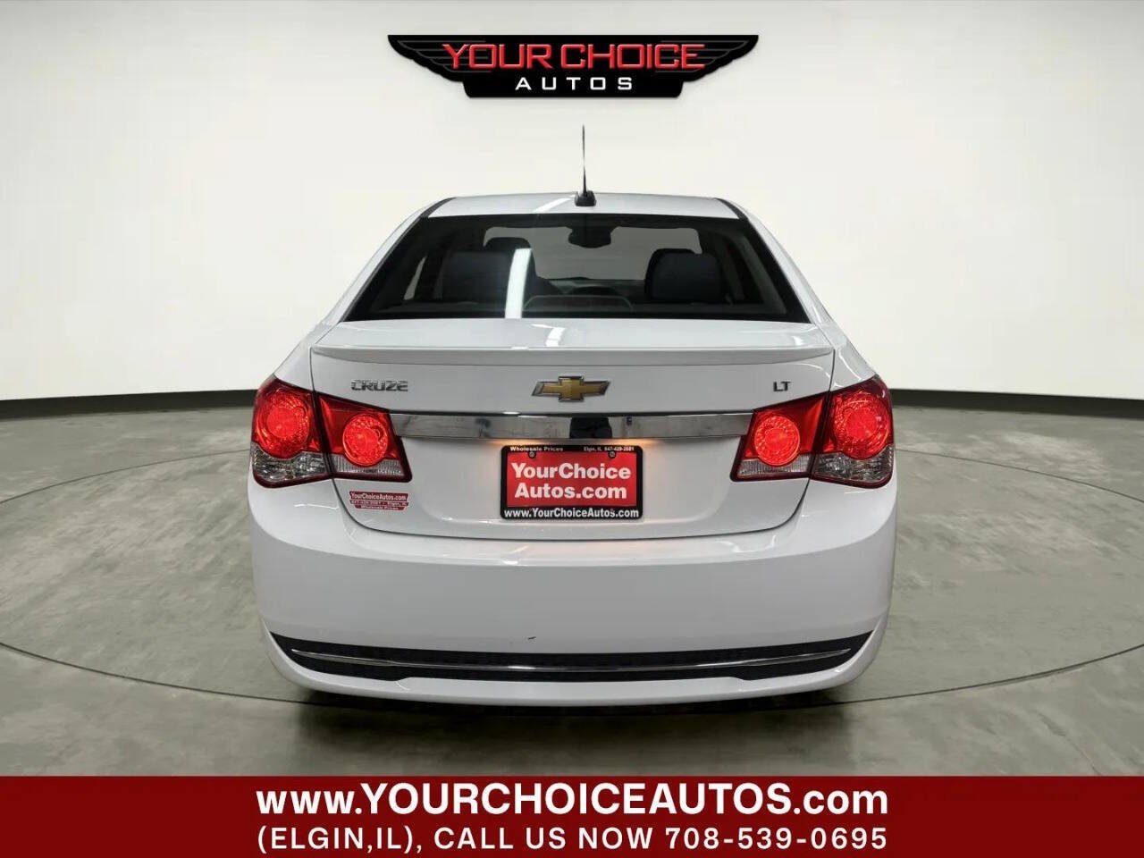 Used 2016 Chevrolet Cruze LT FWD image 4