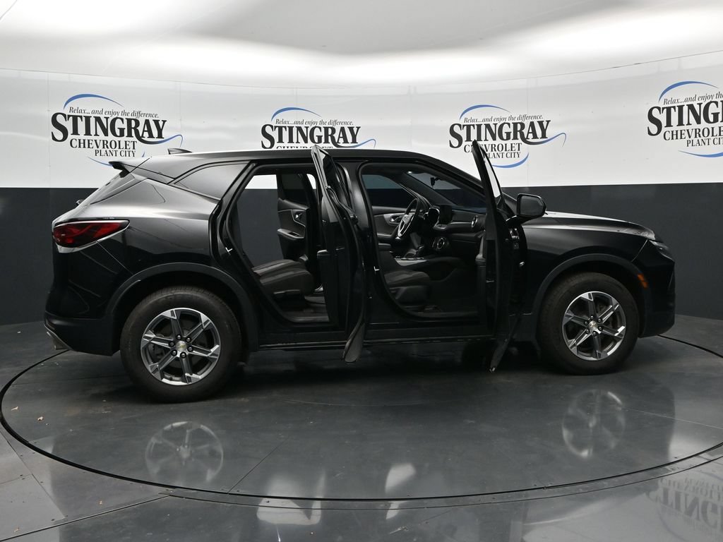 Used 2023 Chevrolet Blazer LT FWD image 36