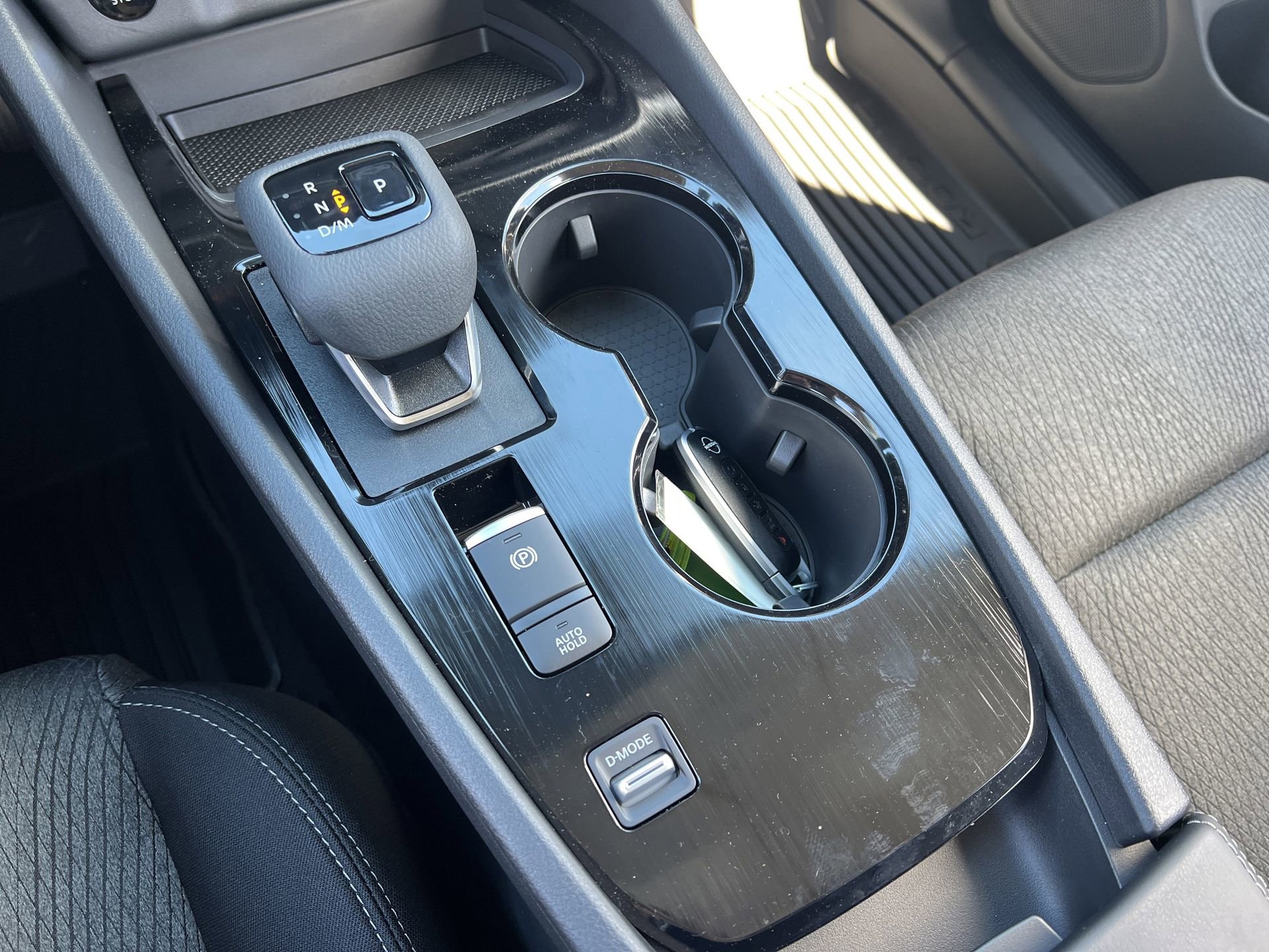 New 2026 Nissan Rogue SV image 7