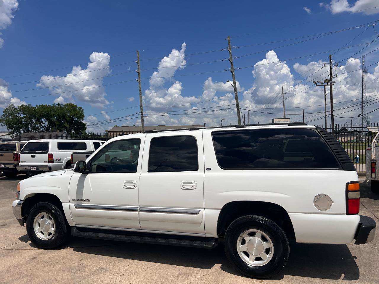 Used 2004 GMC Yukon XL SLT w/ Preferred Equipment Group RWD image 10