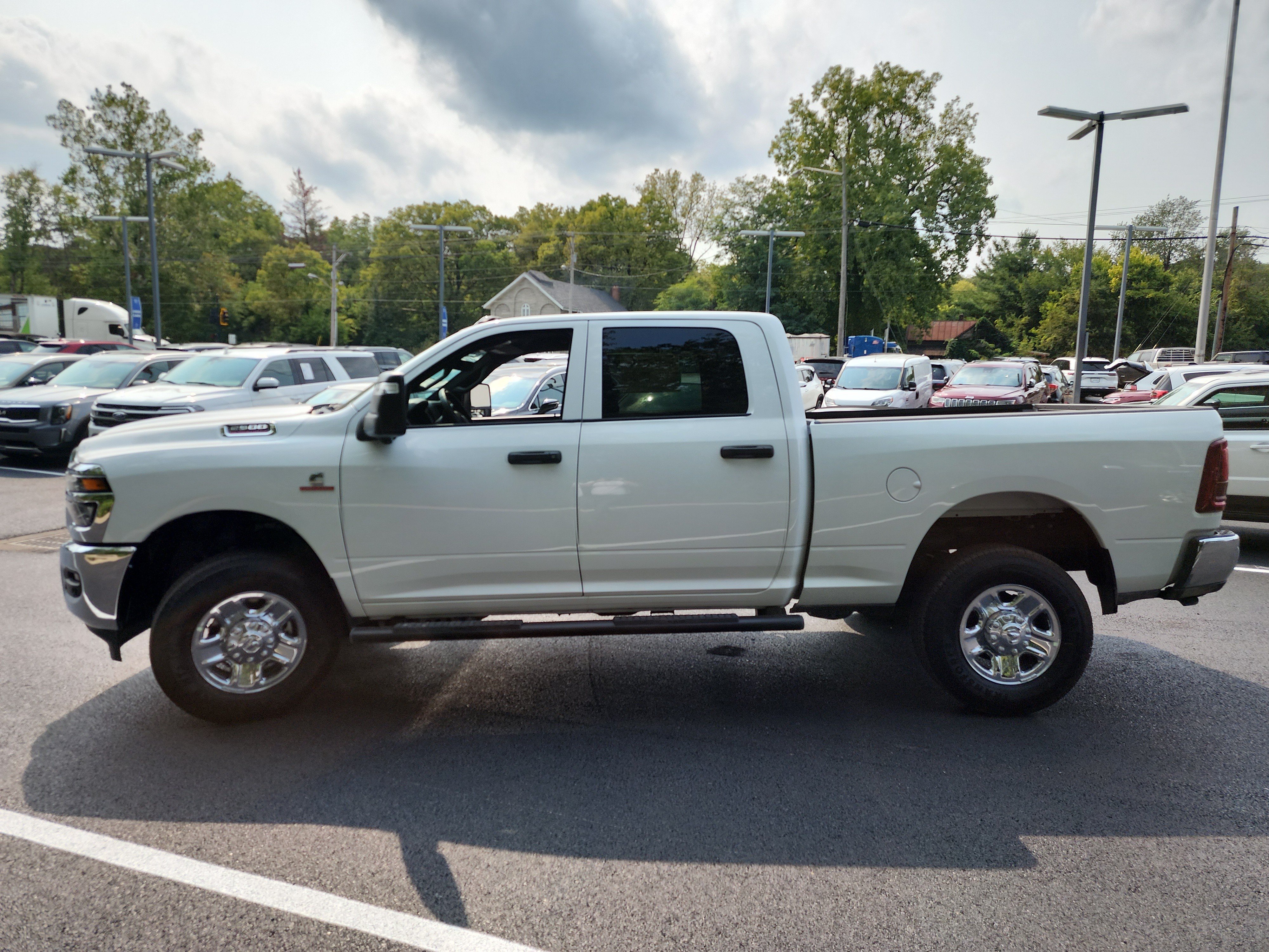 New 2026 RAM 2500 Tradesman AWD/4WD image 21
