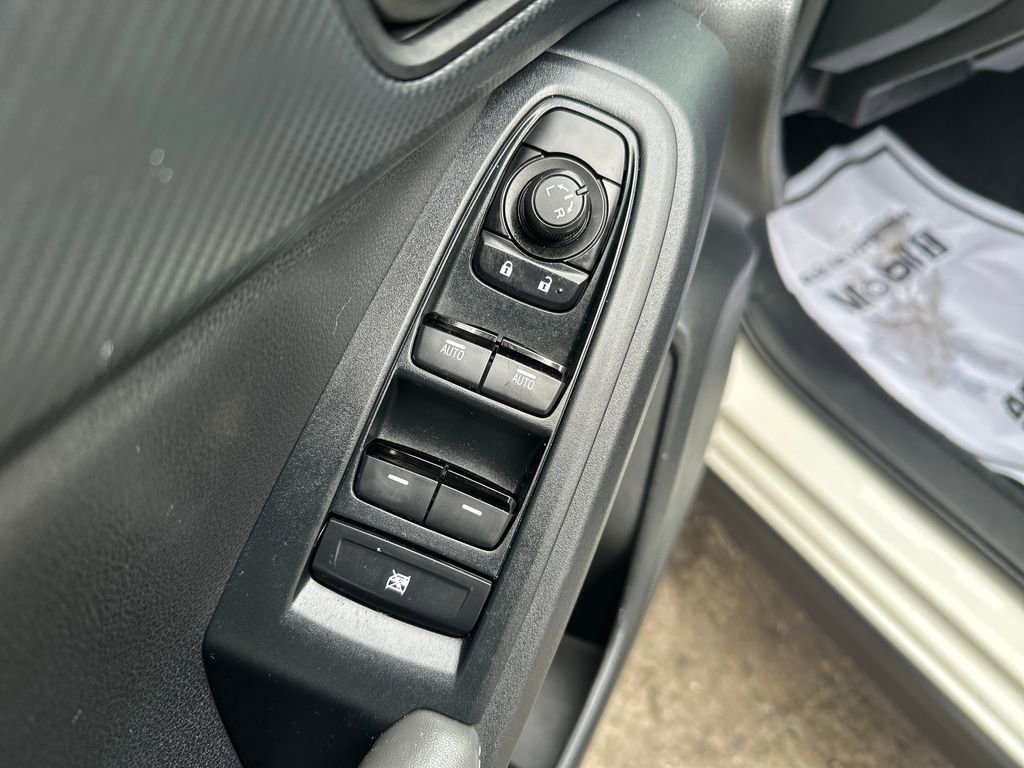 Used 2024 Subaru Crosstrek 2.0i Premium image 11
