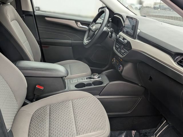 Used 2021 Ford Escape SE image 35