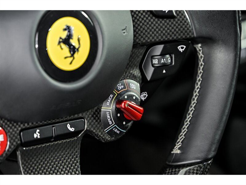 Used 2019 Ferrari 812 Superfast RWD image 27