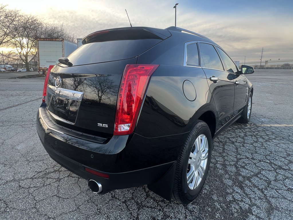 Used 2012 Cadillac SRX Luxury image 5