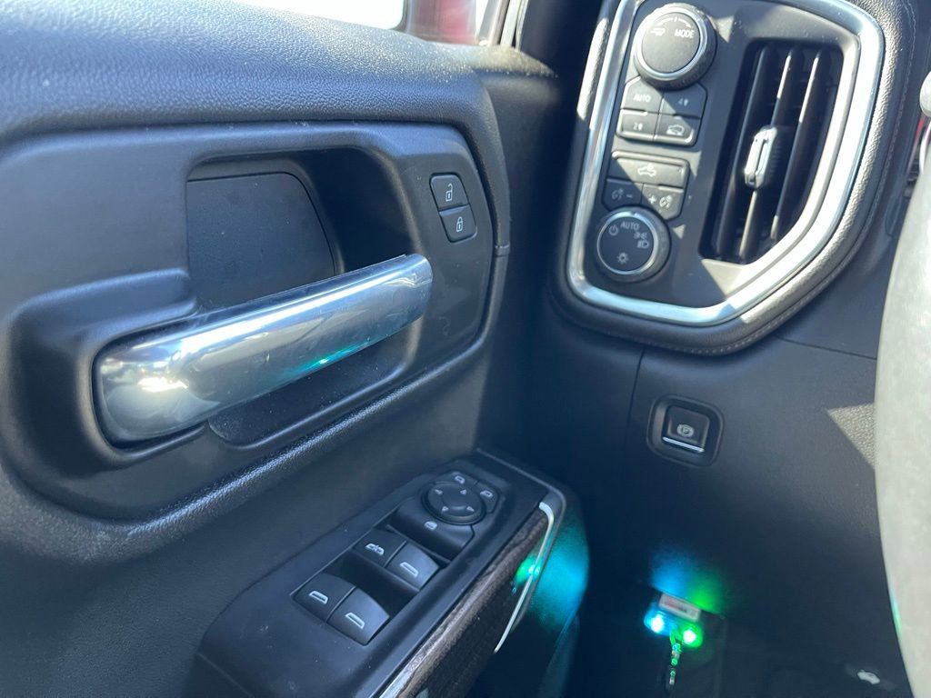 Used 2020 Chevrolet Silverado 1500 LT w/ All-Star Edition image 11