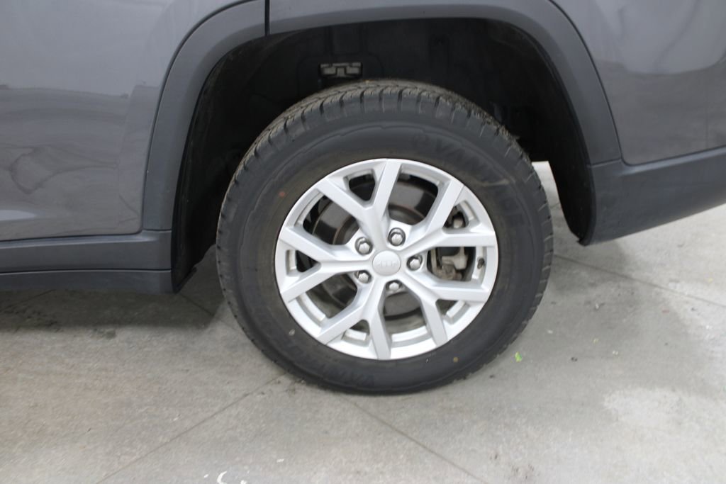 Used 2023 Jeep Grand Cherokee L Limited image 42