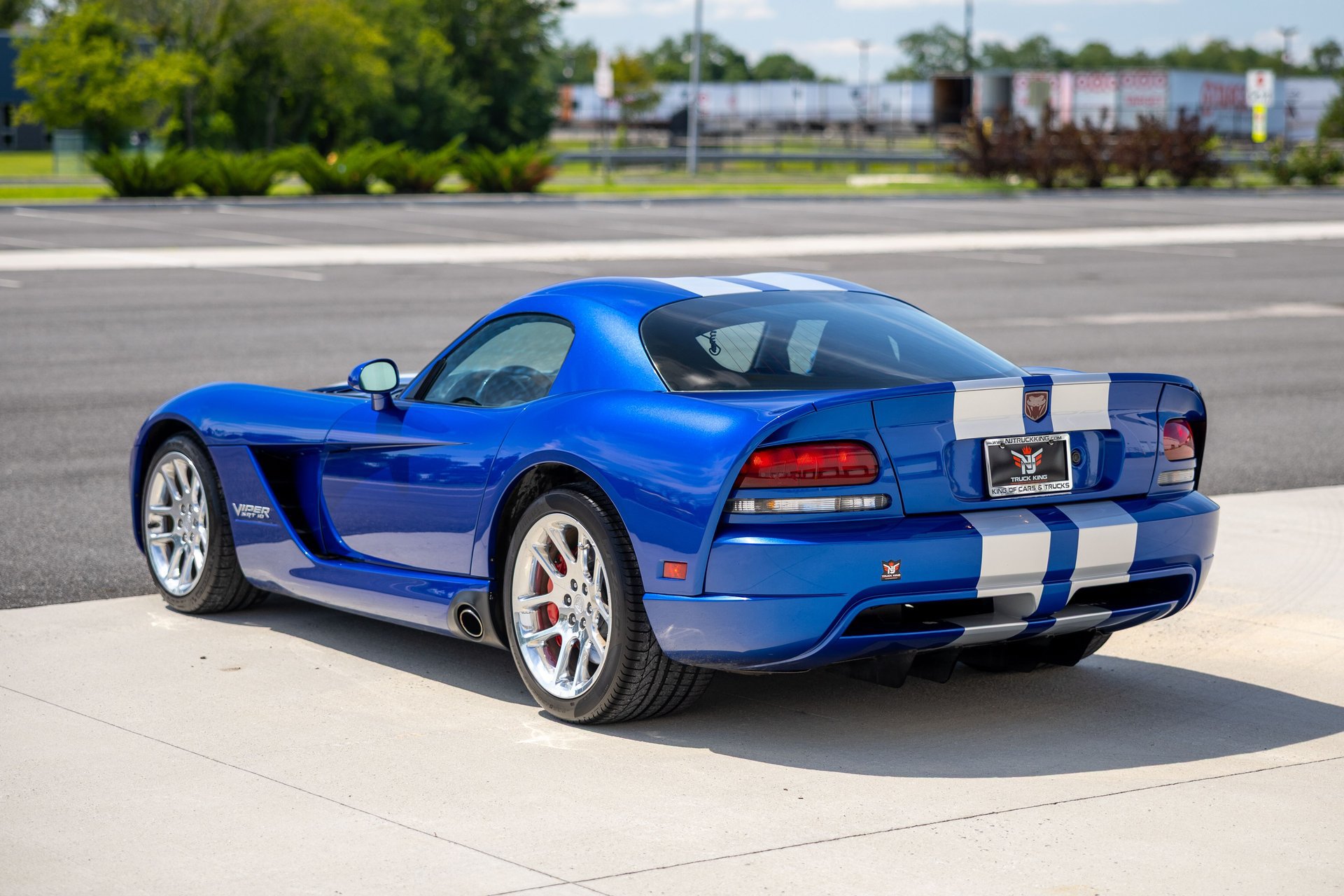 Used 2006 Dodge Viper SRT-10 RWD image 16