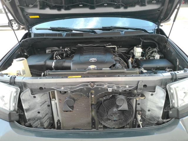 Used 2013 Toyota Sequoia Limited RWD image 55