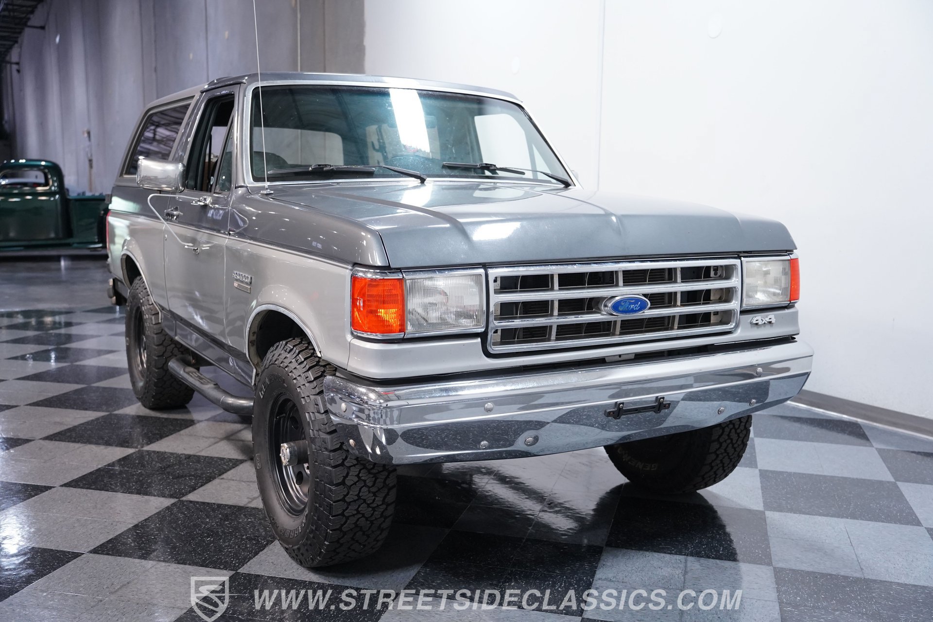 Used 1989 Ford Bronco AWD/4WD image 14