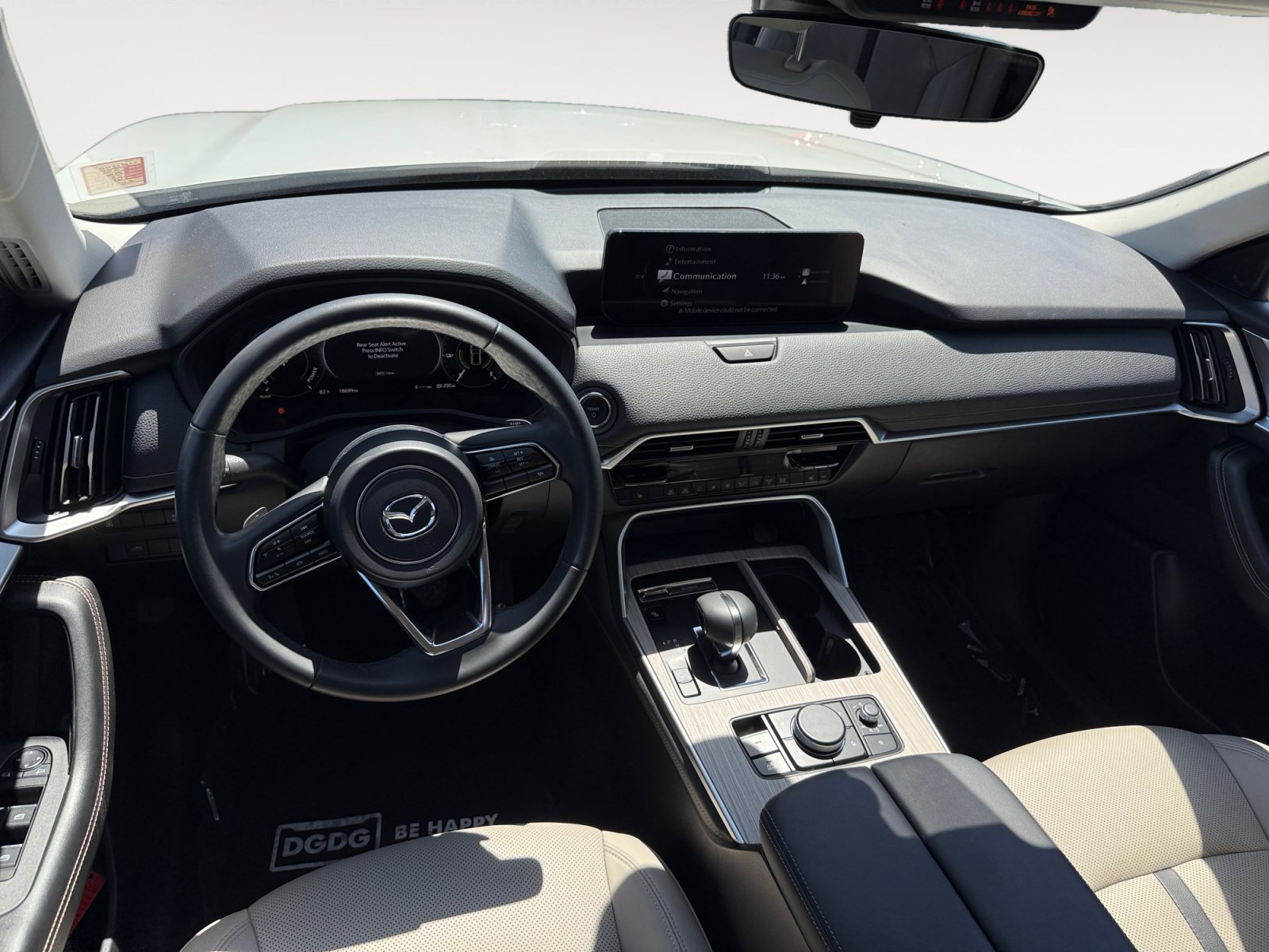 Certified 2024 MAZDA CX-90 Plug-In Hybrid w/ Preferred AWD/4WD image 15
