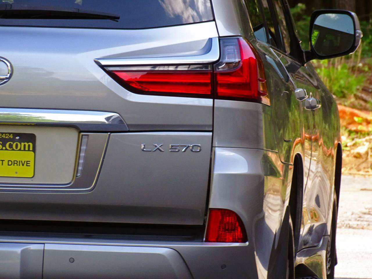 Used 2019 Lexus LX 570 4WD w/ Luxury Package image 10