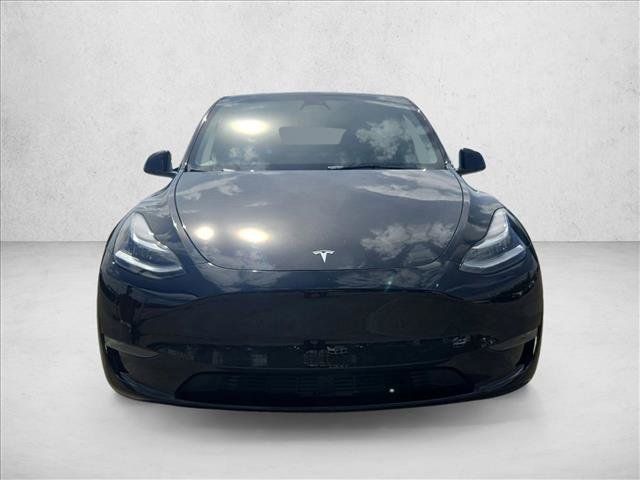 Used 2022 Tesla Model Y Long Range image 2