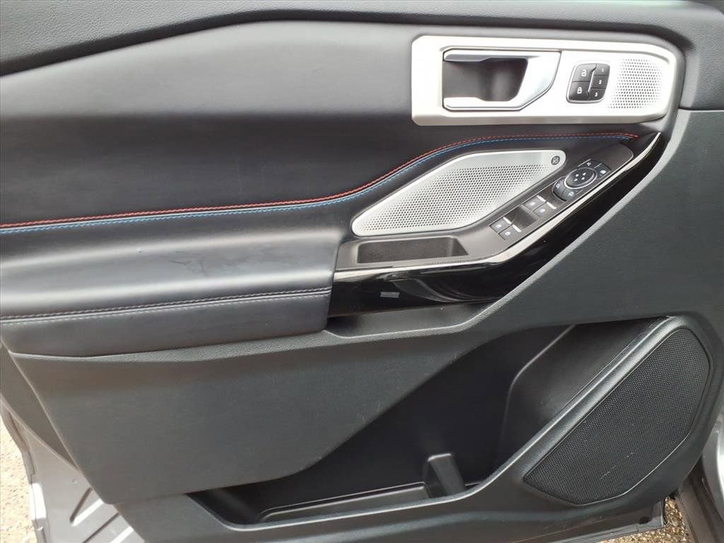 Used 2023 Ford Explorer ST w/ Equipment Group 401A image 14