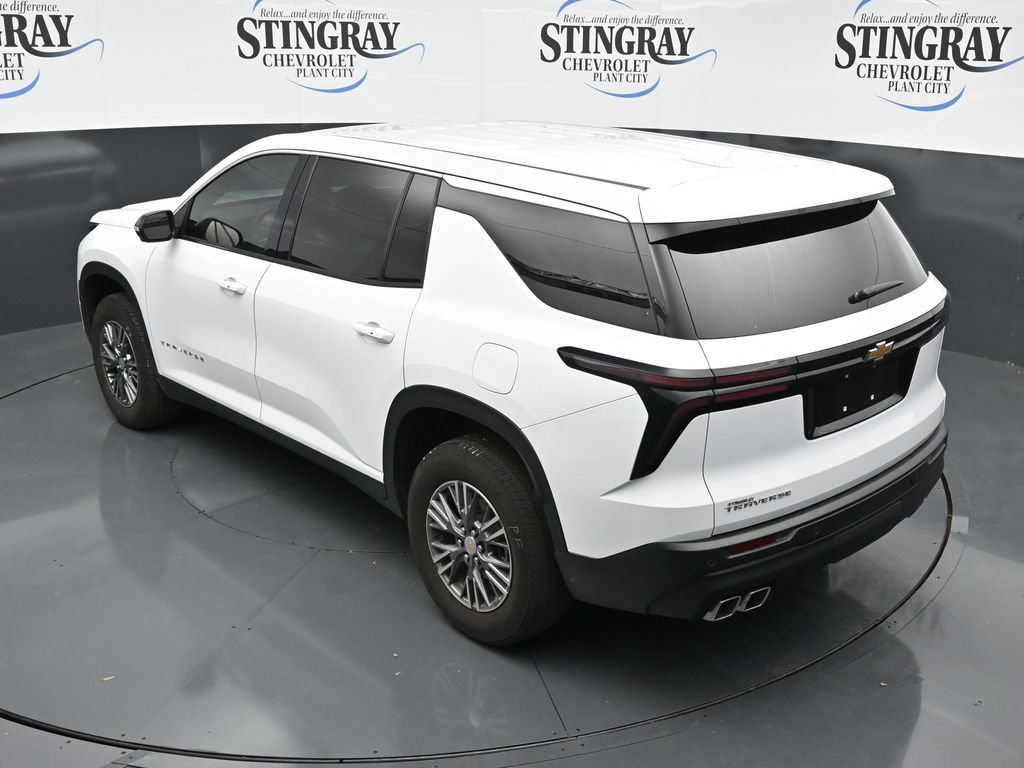 Certified 2024 Chevrolet Traverse LS FWD image 22