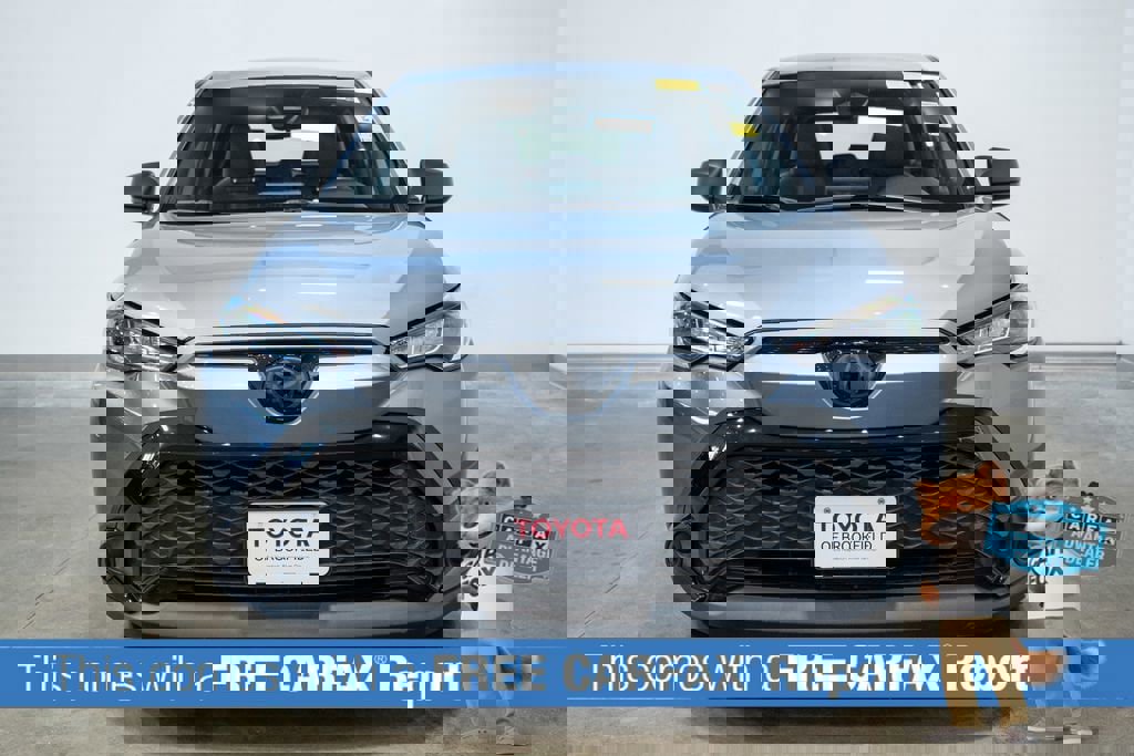 Used 2025 Toyota Corolla Cross AWD Hybrid image 2