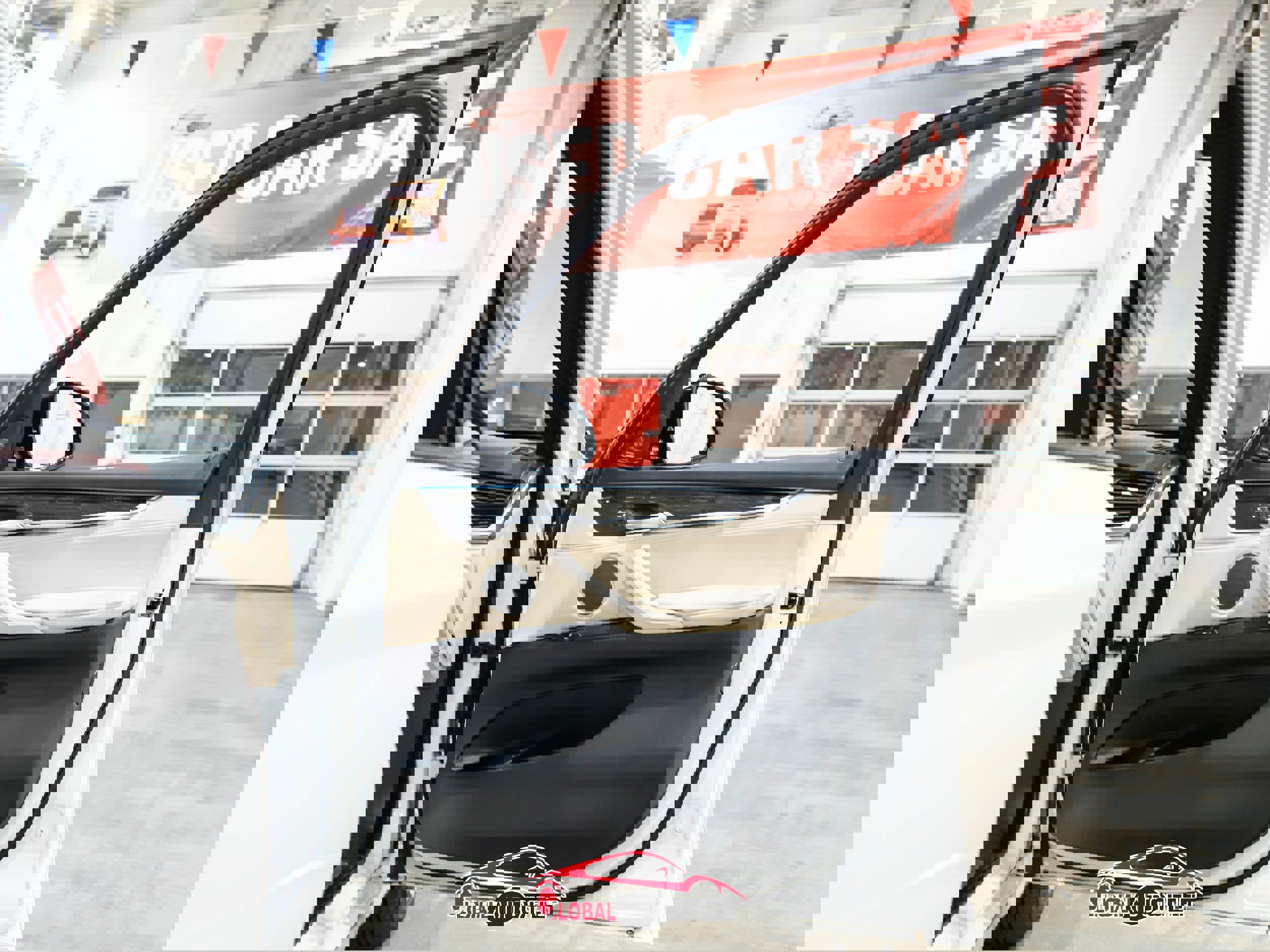 Used 2017 BMW X5 xDrive35i w/ M Sport Package image 46