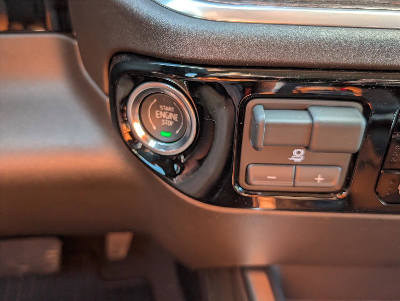 New 2026 Chevrolet Silverado 1500 LTZ w/ LTZ Convenience Package II image 22