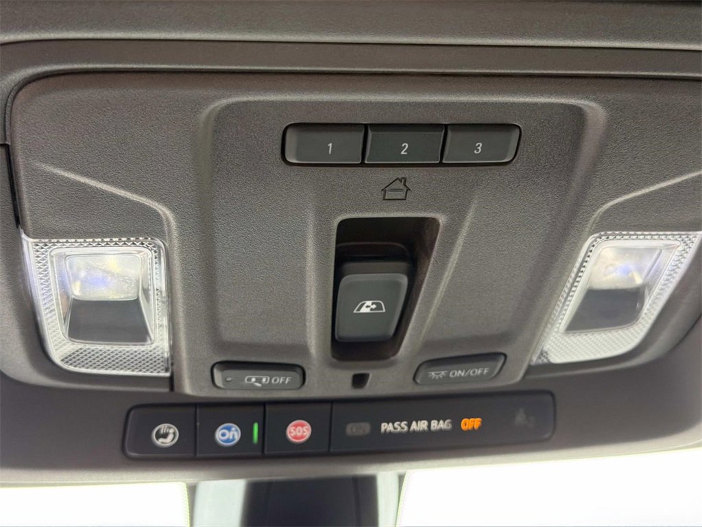 Used 2021 GMC Sierra 1500 SLT w/ SLT Convenience Package image 28