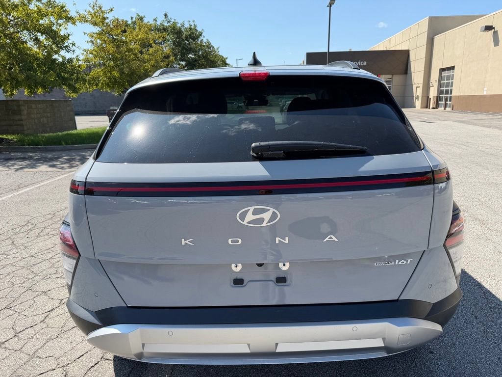 Used 2026 Hyundai Kona Limited AWD/4WD image 4